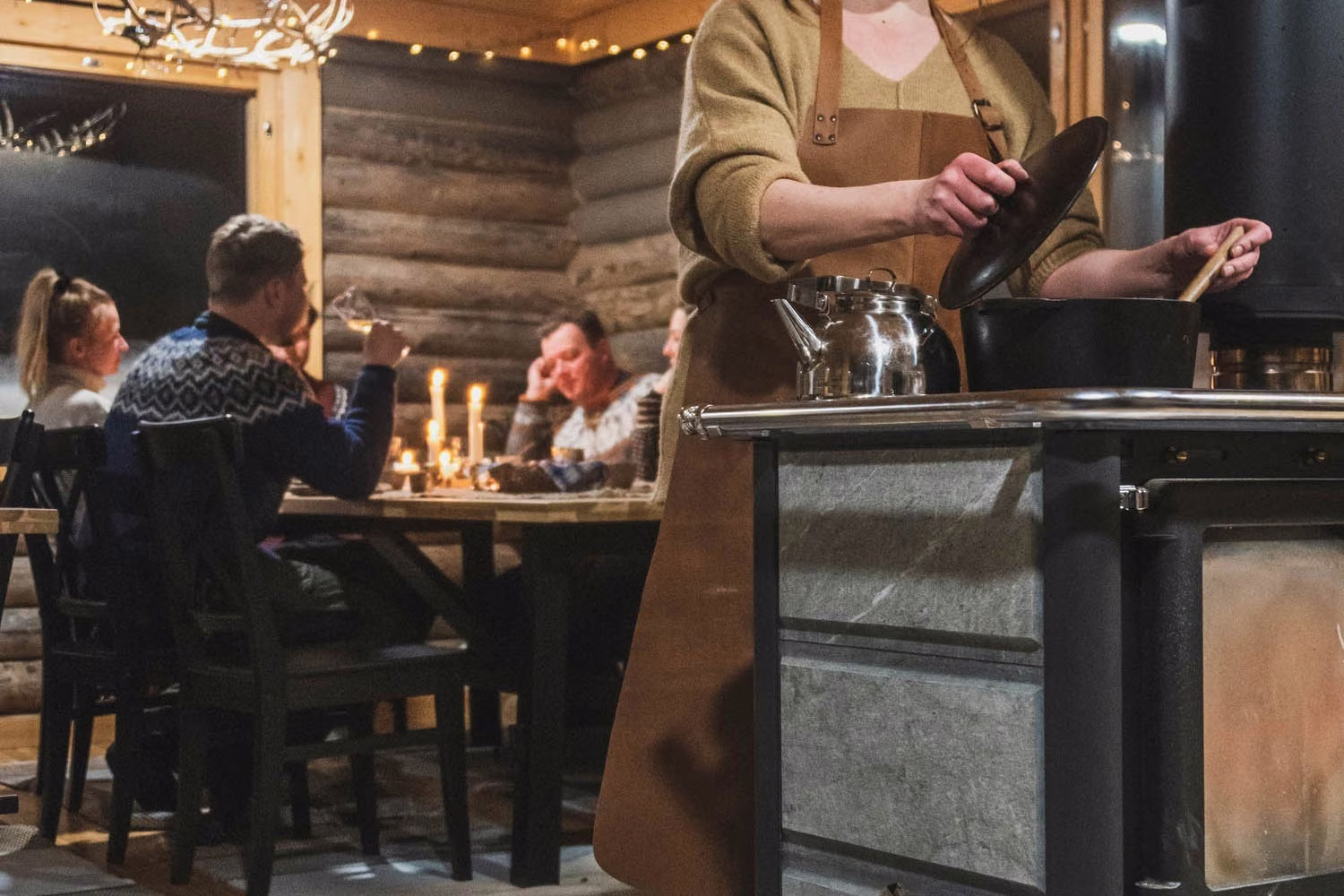 Wildernisdiner Levi per Sneeuwscooterslee